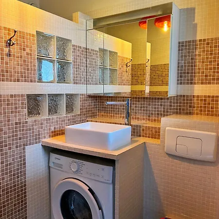 Apartment Holidays 80 *